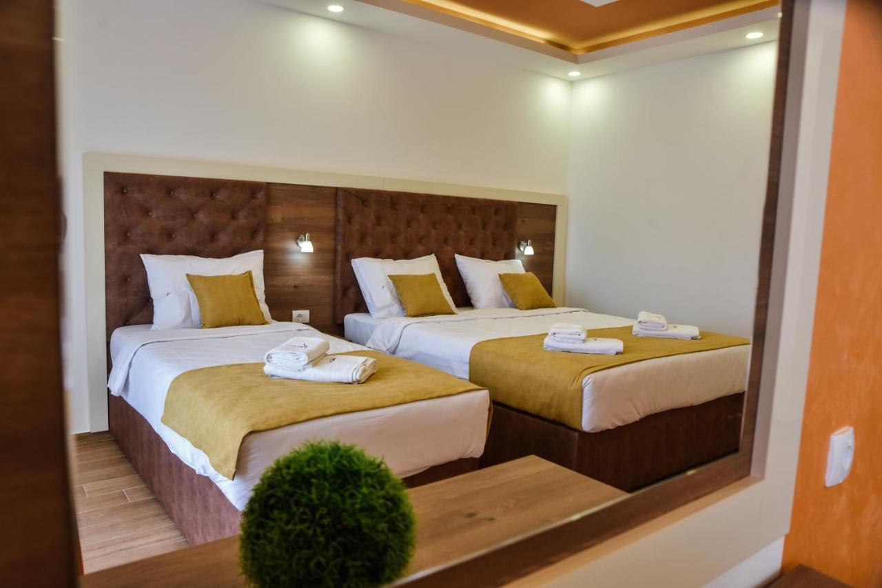 Heaven Lux Ulcinj Hotel Buitenkant foto
